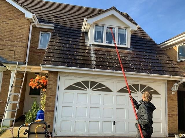 fascia-soffit-cleaning-1